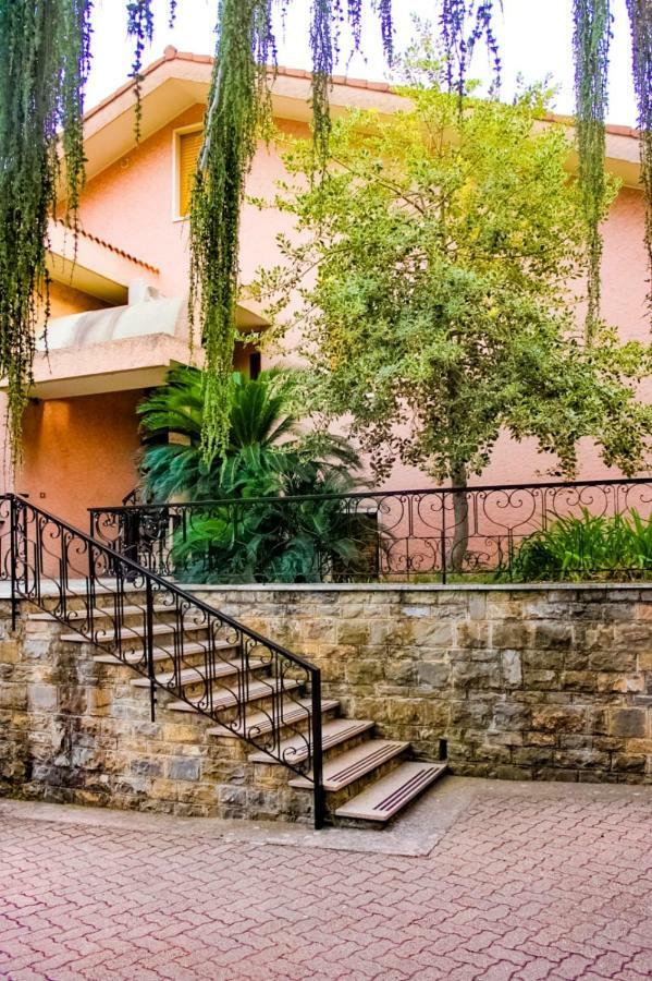 Rifugio Societa Semplice Διαμέρισμα Ospedaletti Εξωτερικό φωτογραφία