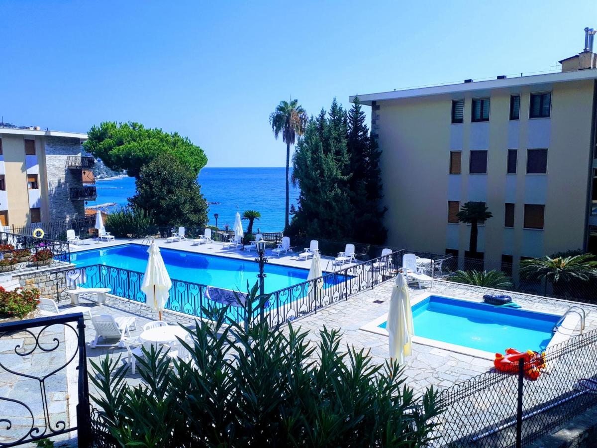 Rifugio Societa Semplice Διαμέρισμα Ospedaletti Εξωτερικό φωτογραφία